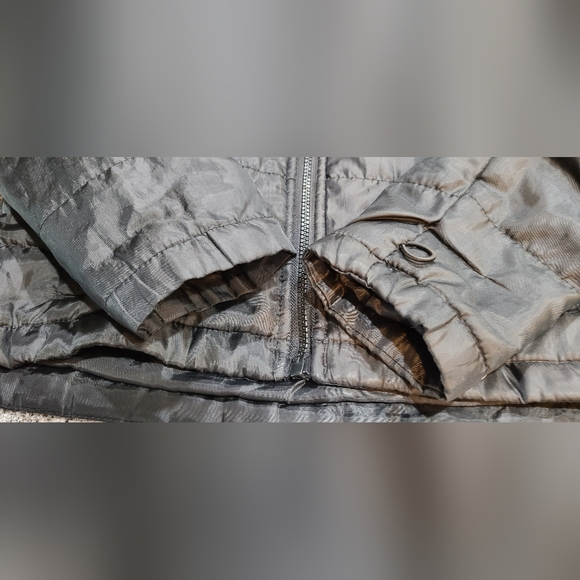 Jacket - Picture 12 of 12